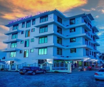 Denfrances Hotel