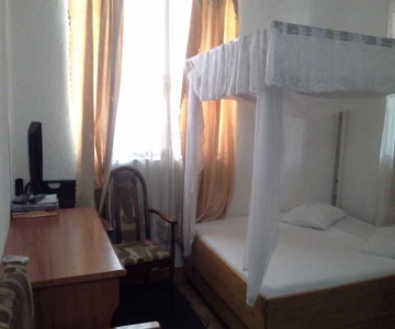 Fine Travellers Hotel