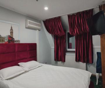 Hotel Leoton
