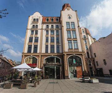 Rius Business Centre & Hotel