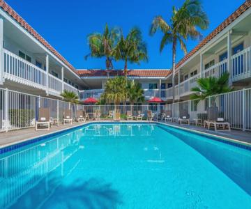 Studio 6 Suites Carpinteria, CA–Santa Barbara-South