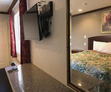 Starlight Inn Valley Boulevard