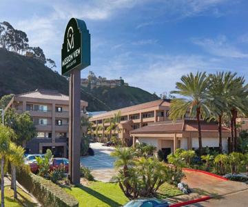 Mission View Inn & Suites