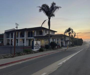 Oceano Inn