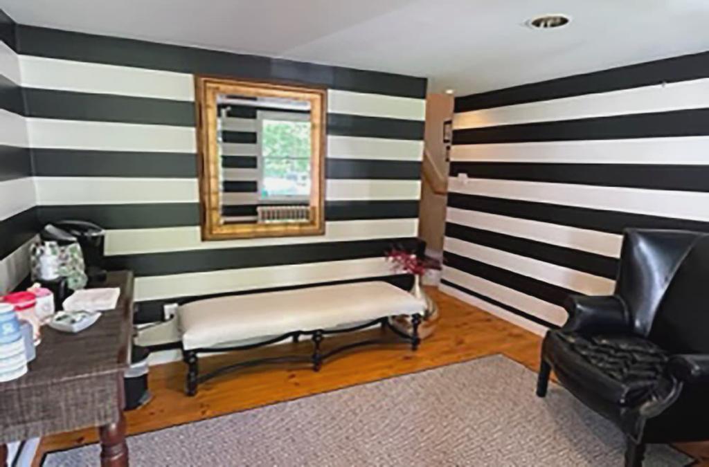 James Pharmacy Bed & Breakfast