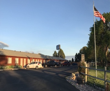 Big Sky Lodge