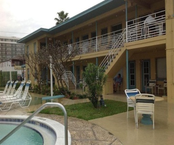 Traveler Motel