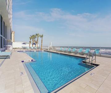 Holiday Inn Express Hotel & Suites Oceanfront Daytona Beach Shores