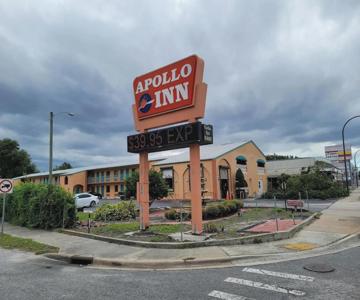 Apollo Inn