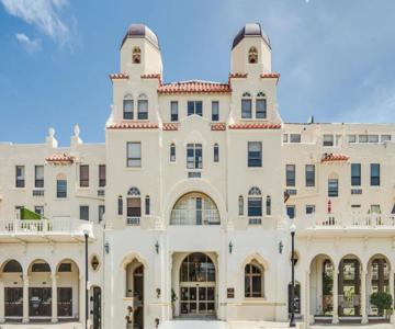 The Palm Beach Hotel Condominium