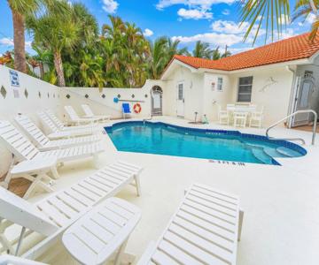 Bianco Sands by Beachside Management