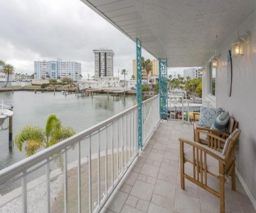 Waterfront & Pool Star5Vacations