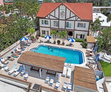 Palm Crest Motel