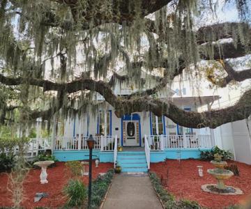 Tybee Island Inn Bed and Breakfast