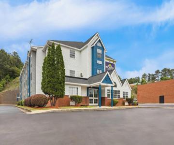 Microtel Inn & Suites by Wyndham Norcross