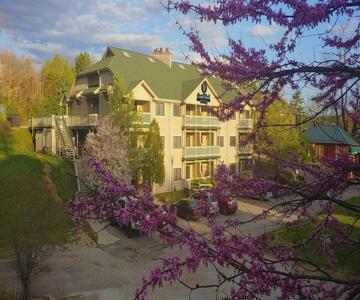 Hidden Valley Inn