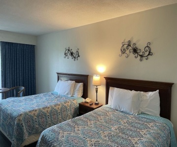 The Seasons Lodge