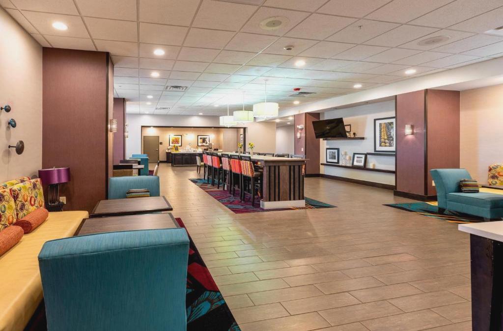 Pratt Inn & Suites