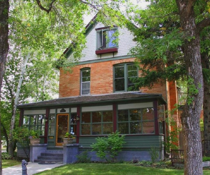 The Lindley House