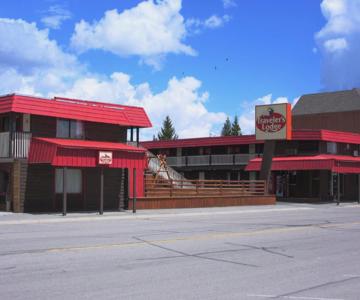 Traveler's Lodge