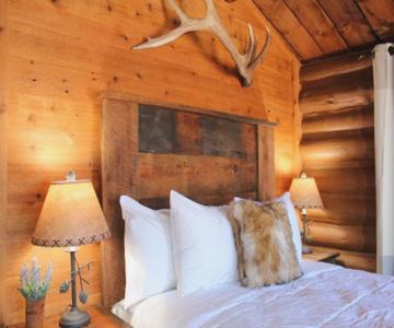 Elkhorn Cabins And Inn