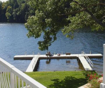 Riverside Hotel