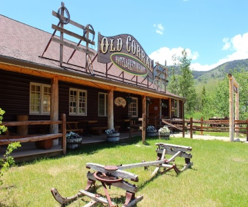 Old Corral Hotel And Steakhouse