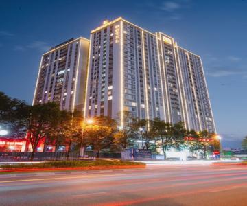 Grand Phoenix Hotel
