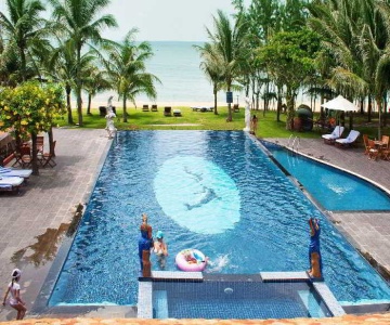Sandhills Beach Resort & Spa