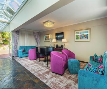 Signal Hill Lodge