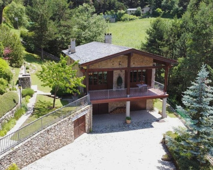 Mountain Lodge Can Campaner