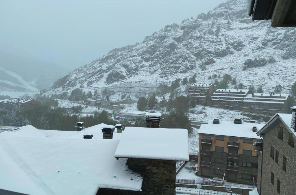 Luxury 2 Bedroom Apartment In Soldeu
