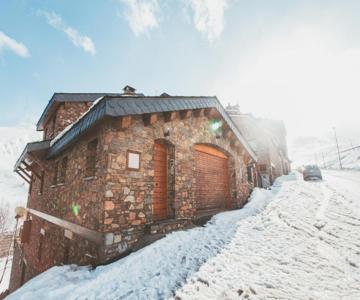 Unique Chalet Right On The Slopes With View And Pk