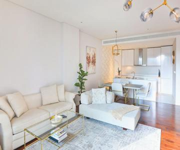 CIty Walk 12 by Driven Holiday Homes