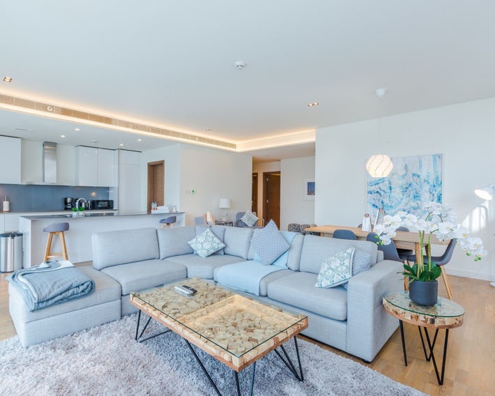 City Walk 6 By Fam Living