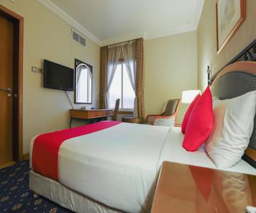 City Plaza Hotel by OYO Rooms