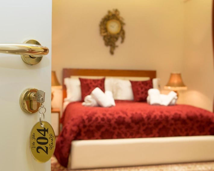 Vila Tako - Hotel