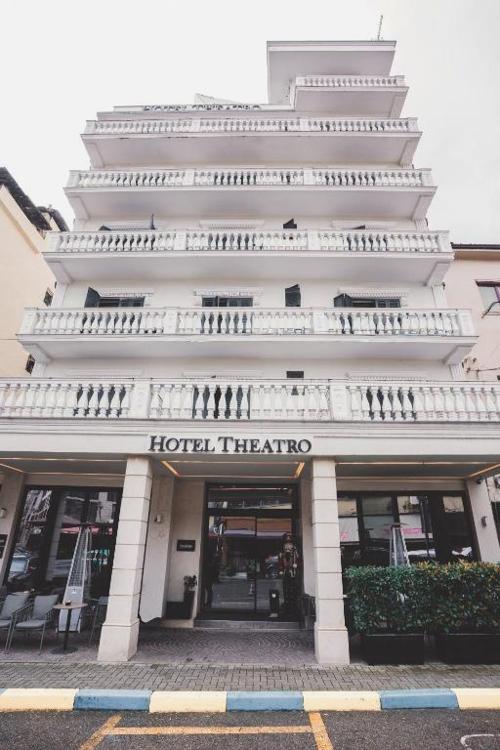 Hotel Theatro- City Center