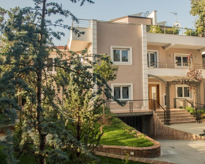 Hotel Vila Bregu