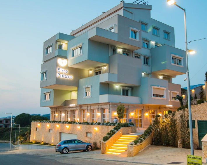Elite Palace
