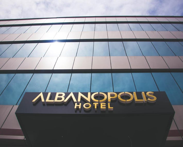 Albanopolis Hotel