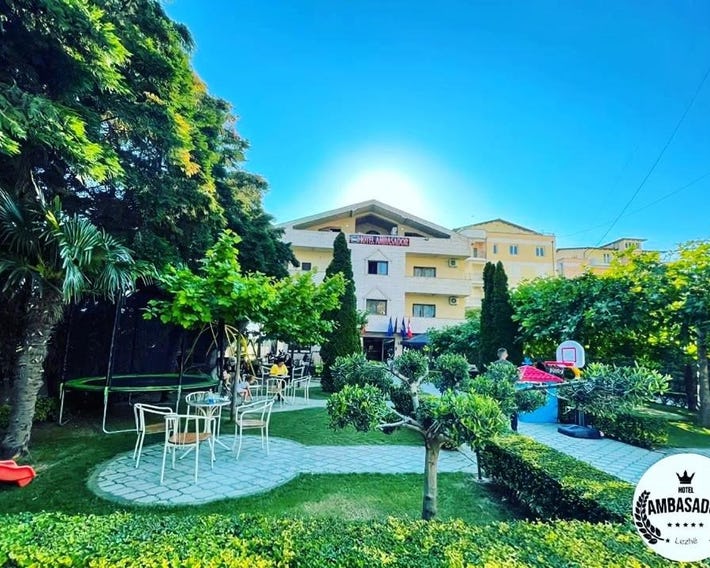 Hotel Ambasador Garden
