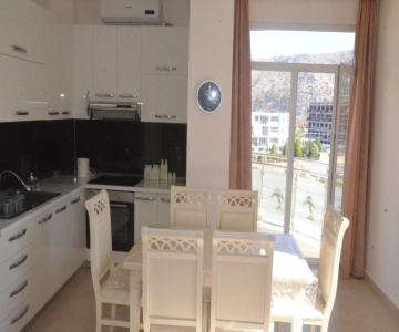 Everest Apartments Shengjin