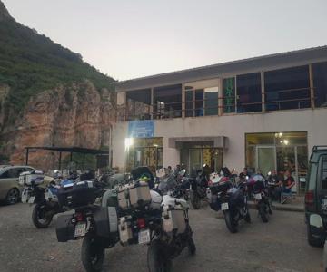 Rozafa Ferry & Accommodation