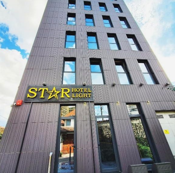 StarLight Hotel