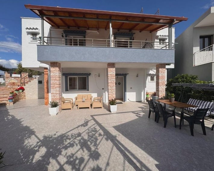 Villa Guximi