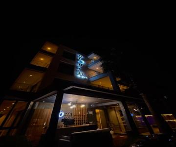 Hotel Utopia