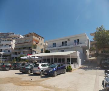 Santa Paola Apartments
