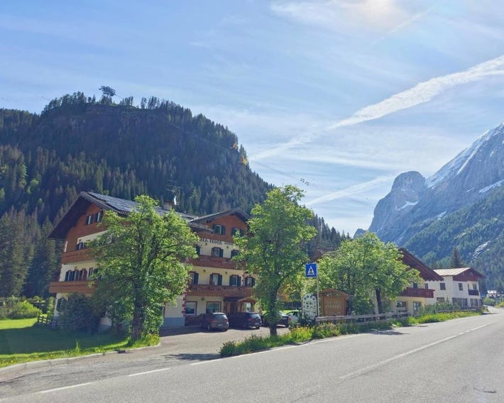 Appartamenti Villa Flora by AMA Val di Fassa