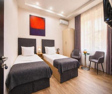 Elysium Gallery Hotel